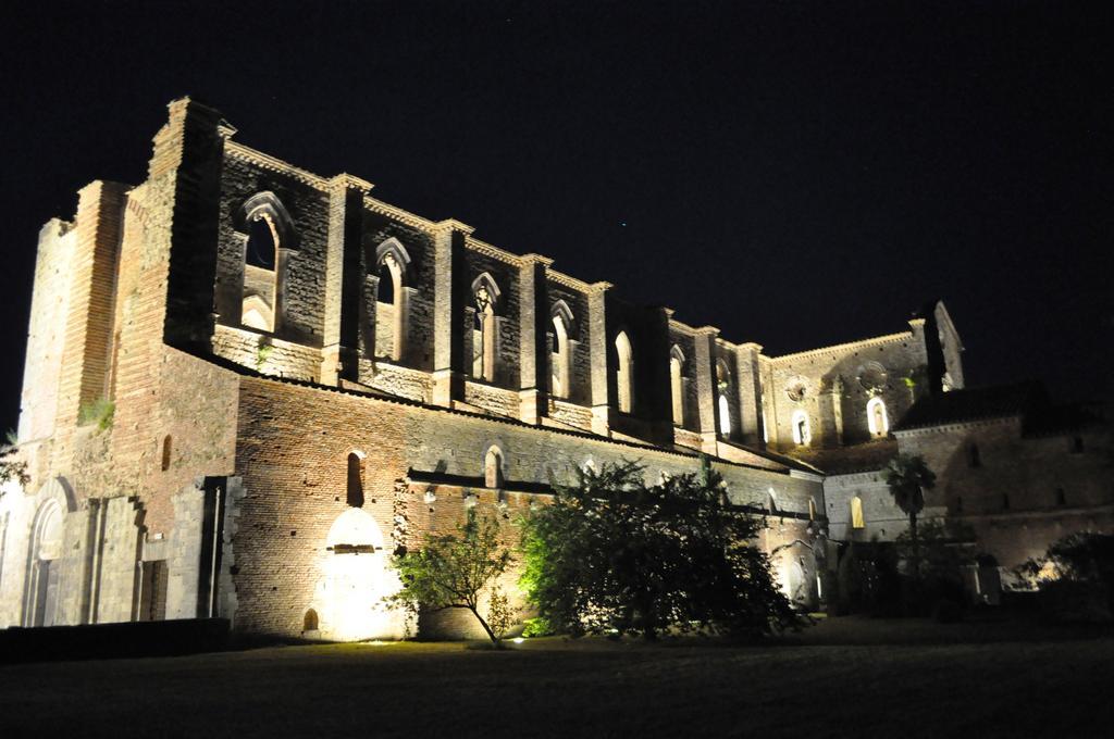 Agriturismo San Galgano Villa Chiusdino Exterior photo